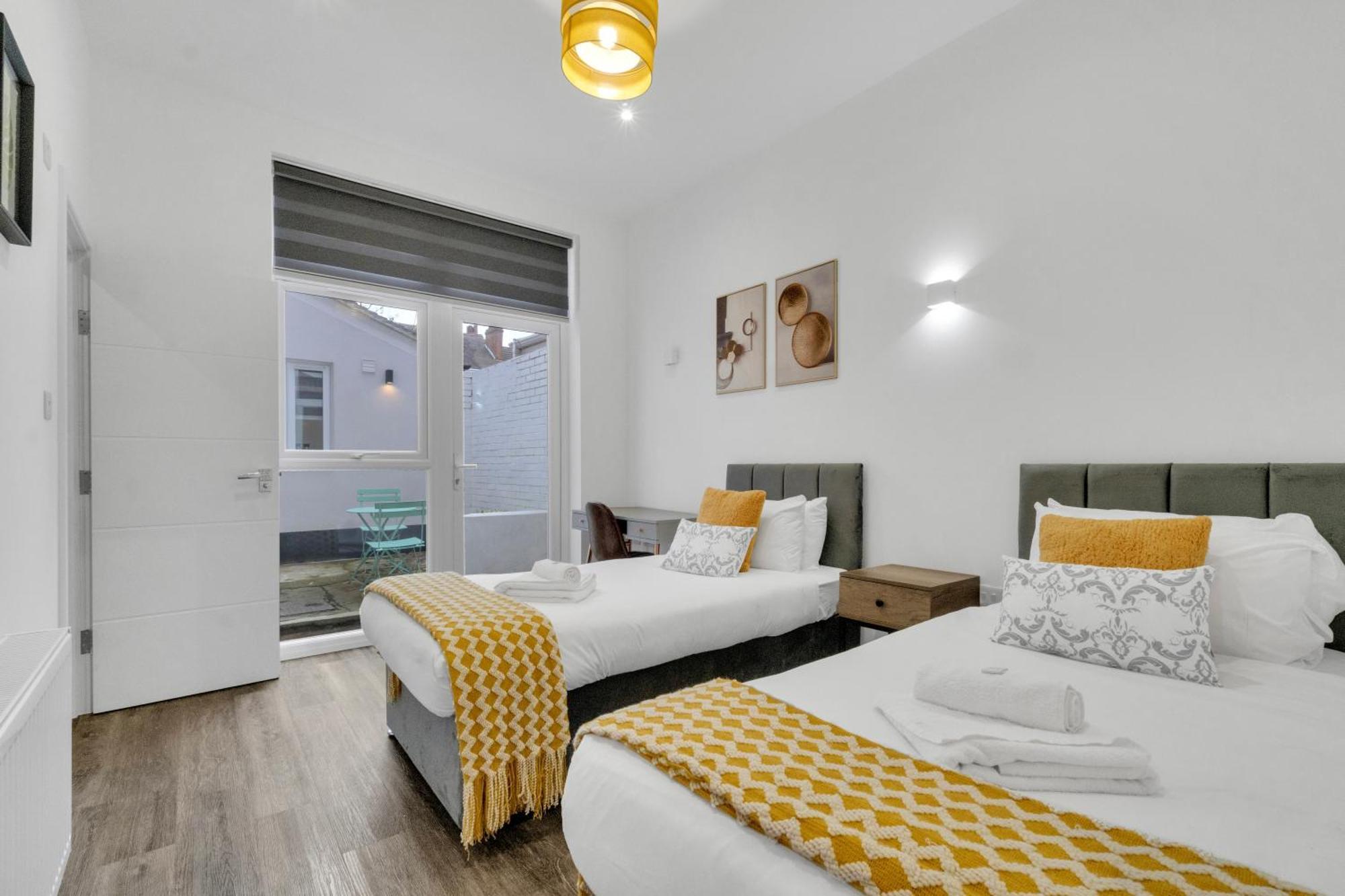 Homely North London Apartments Hendon The Hyde Exterior foto