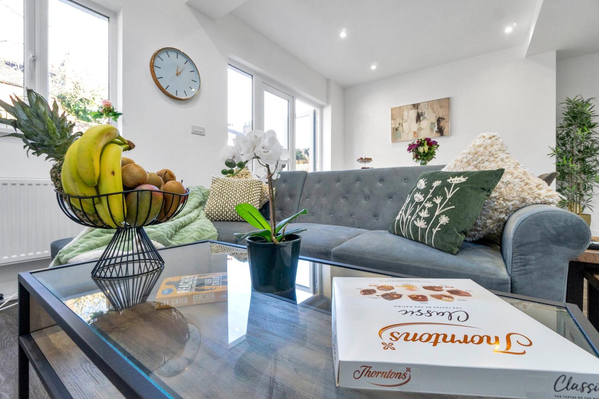 Homely North London Apartments Hendon The Hyde Exterior foto